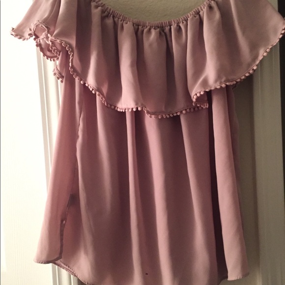 Pink off the shoulder top (medium) - Picture 3 of 4